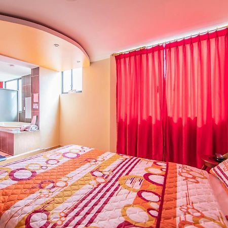 Hostal Oro Orense Quito Dış mekan fotoğraf