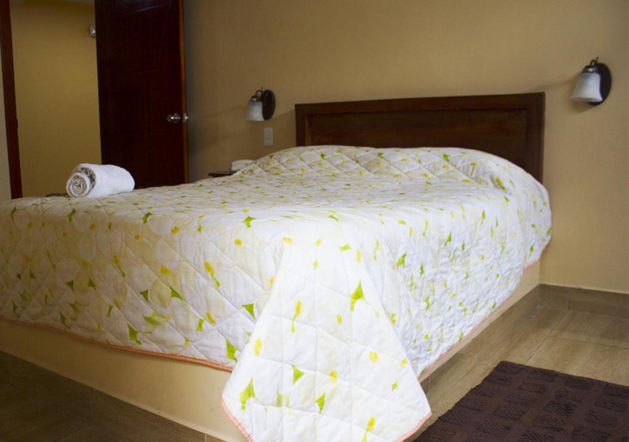 Hostal Oro Orense Quito Dış mekan fotoğraf